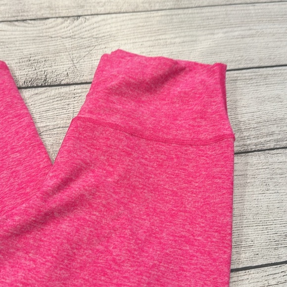🧘‍♀️Women’s ALO Yoga Alosoft leggings neon pink size S🧘‍♀️ - Picture 4 of 15